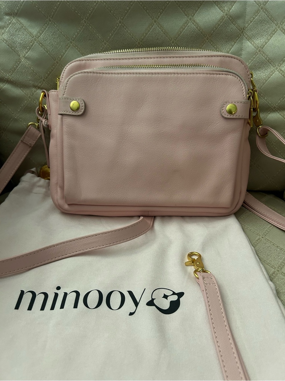 Minooy Bali Three-Layer Leather Crossbody Shoulder and Clutch